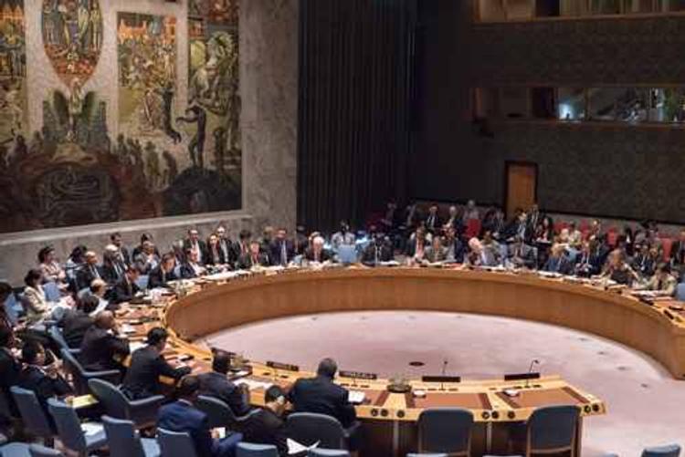 Постпред США при ООН отказалась слушать Россию на заседании по Сирии