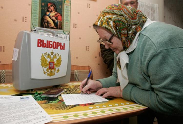 Крымчане проголосовали за партию власти по привычке – политолог