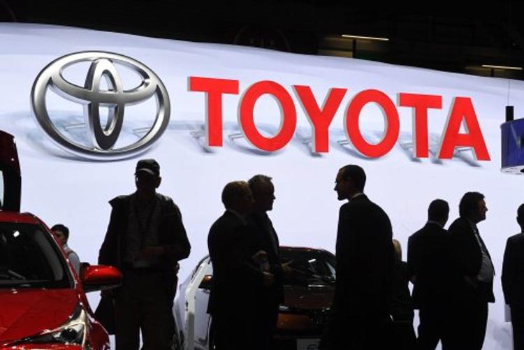 Toyota отзывает из России 220 тысяч авто: есть риск утечки топлива
