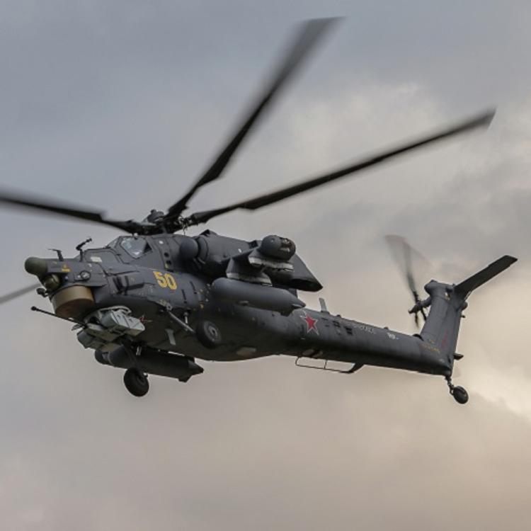 Боевики ИГ обстреляли российский вертолет с гумпомощью