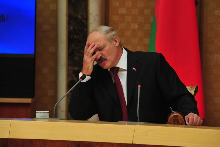 Медведев заявил, что Белоруссия не получит скидок на газ