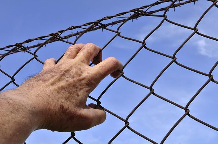 Житель Поморья сядет в тюрьму на 13 лет за "игру в доктора" с ребенком