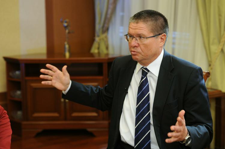 Президент уволил задержанного Улюкаева с занимаемого поста