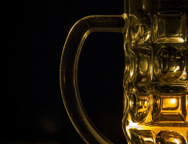 Ученые: употребление пива приводит к раку простаты