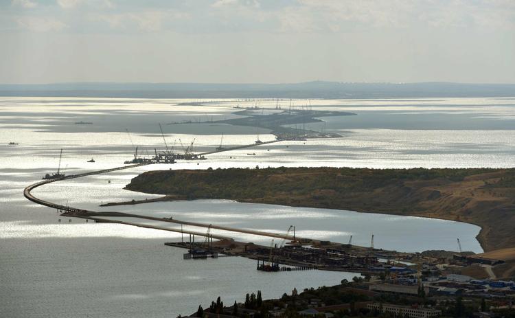 Строителям Керченского моста удалось невозможное - остановить время (ВИДЕО)
