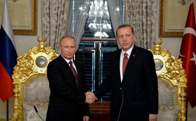 Путин поговорил о ситуации в Сирии с Эрдоганом