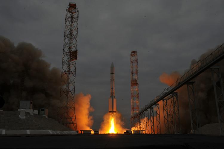 После 2020 года к МКС отправится новый российский космический грузовик
