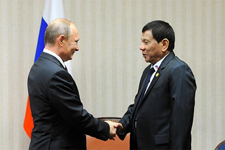 Президент Филиппин принял приглашение Путина, но испугался российских холодов