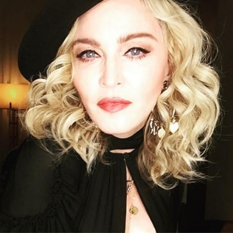 Billboard вручил Мадонне премию “Женщина года”