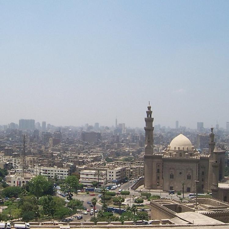 Жители Каира устроили акцию протеста после взрыва в храме