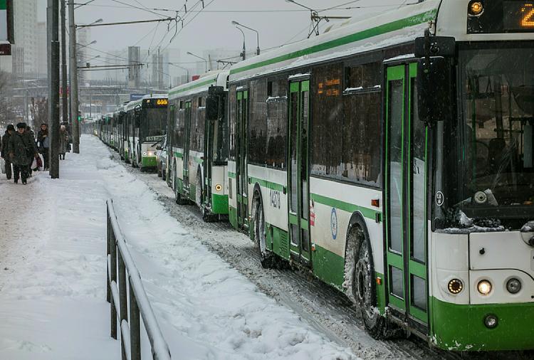 Кондуктор автобуса в Екатеринбурге снова выгнал ребенка на мороз