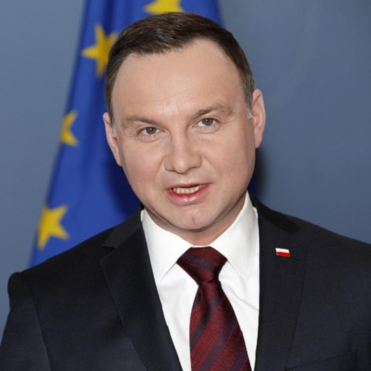 Экс-президент Польши считает, что Анджей Дуда должен уйти в отставку