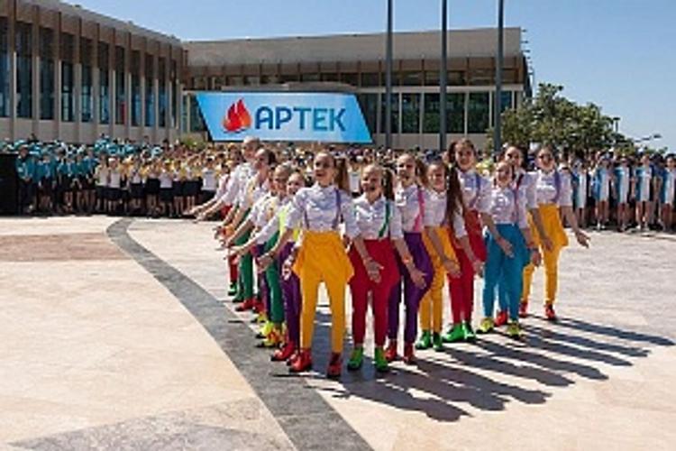 Школьники Кирова могут принять участие в конкурсном отборе в "Артек"