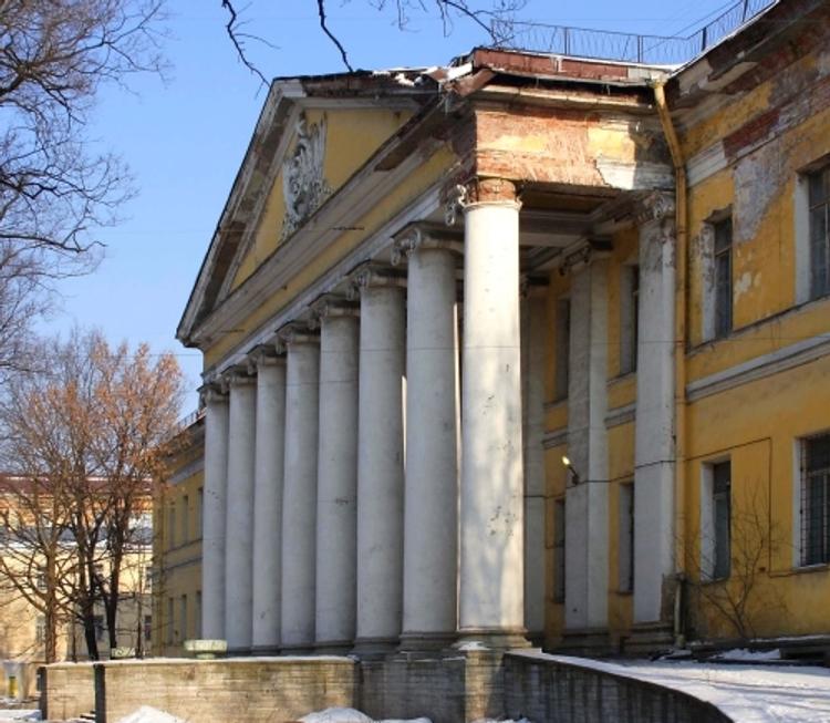 Российский дворец попал в топ объектов "темного туризма"