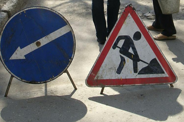 Дороги с ямами в Симферополе придется ремонтировать в течение десяти лет
