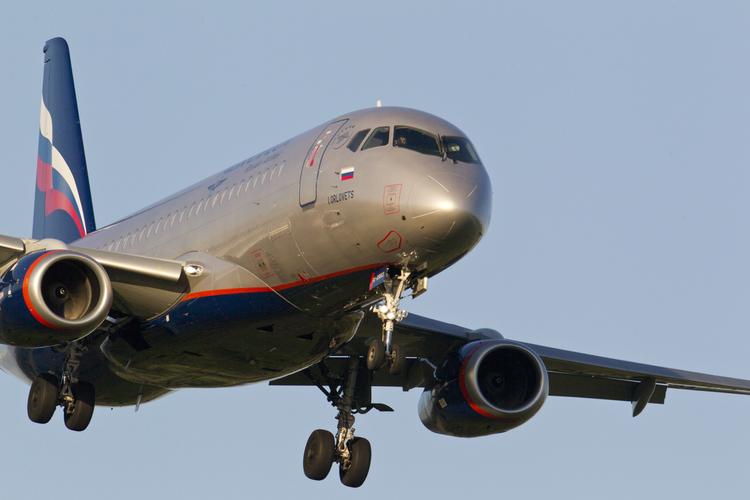 Часть самолетов Sukhoi SuperJet не может летать из-за серьезного дефекта