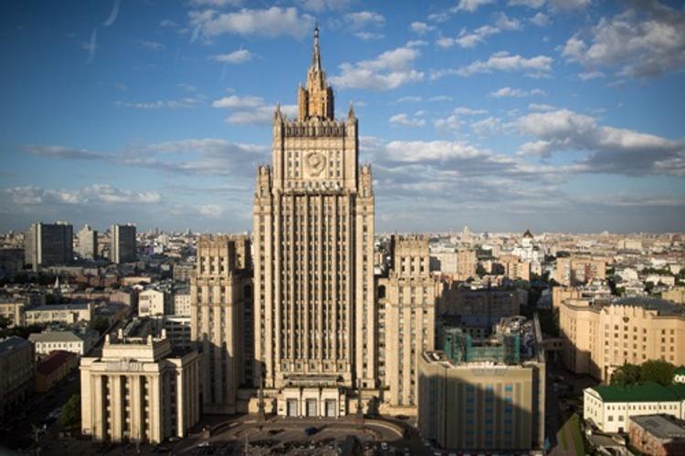 МИД РФ отказался комментировать переговоры советника Трампа и российского посла