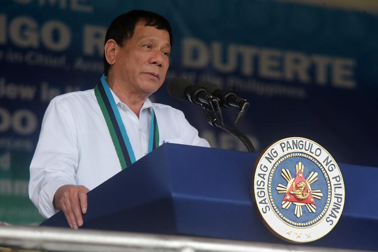 Дутерте грозится ввести военное положение на Филиппинах