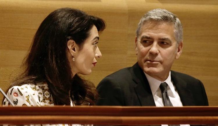 СМИ: жена Джорджа Клуни ждет двойню