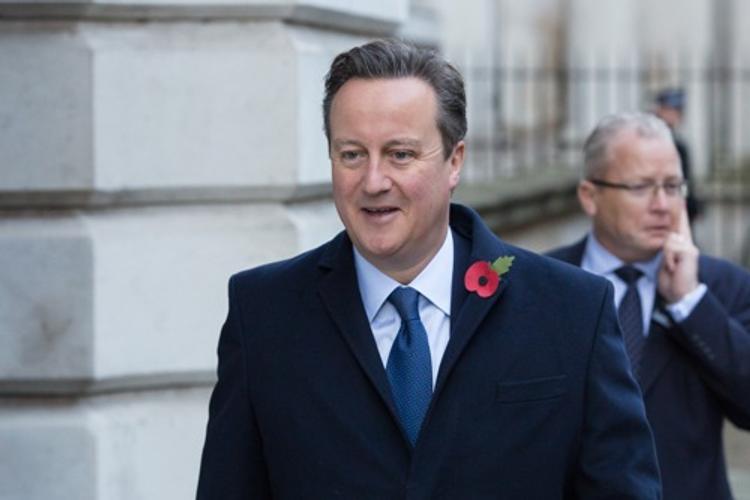 Бывший британский премьер развлекается стрельбой по «Борису Джонсону»