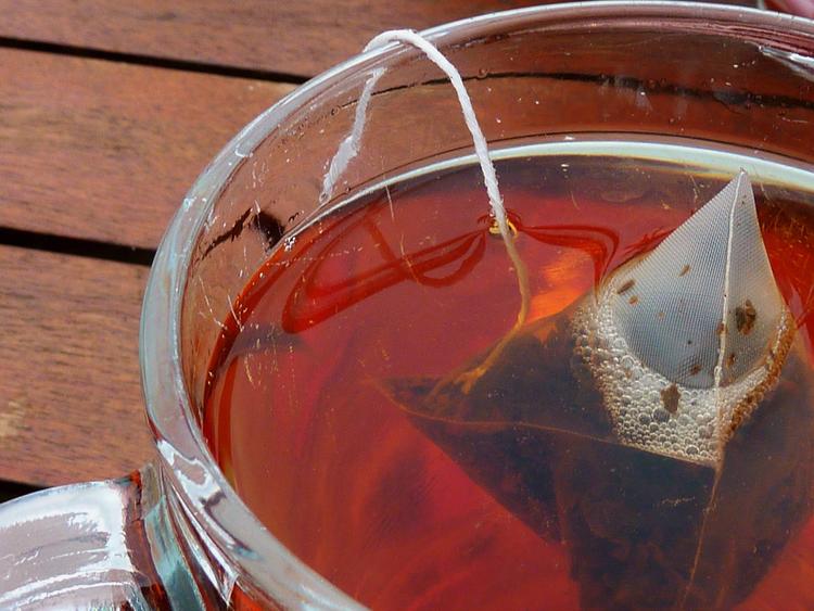 Ученые: чай в пакетиках содержит вещества, опасные для здоровья