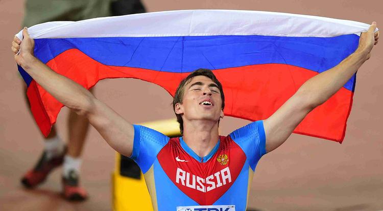 Российских легкоатлетов будут убеждать менять гражданство