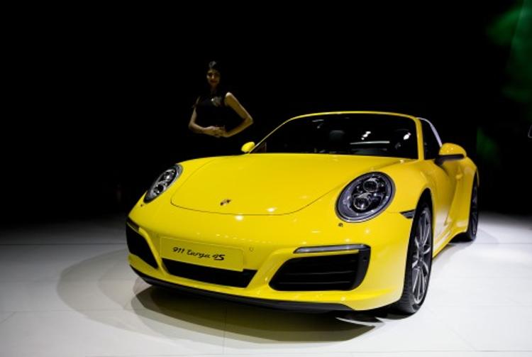 И они тоже ломаются: Porsche отзывает 16 тысяч спорткаров по всему миру