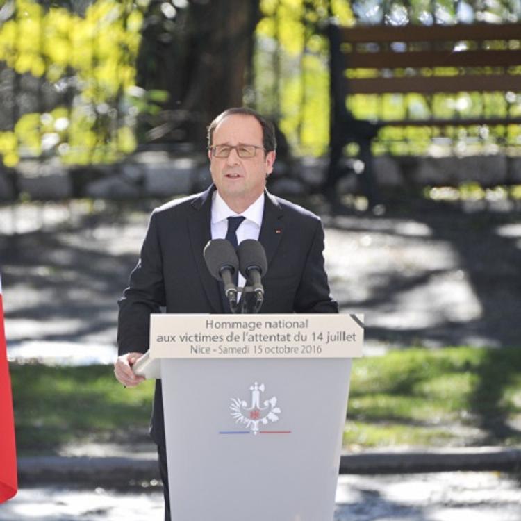 Президент Франции призвал дать жесткий ответ Трампу