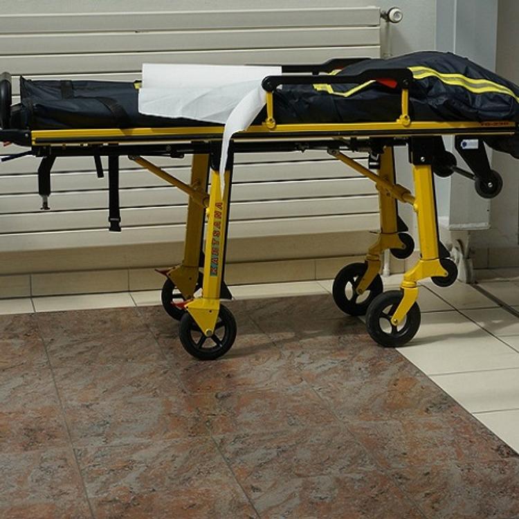 В Пензе пациентка больницы несколько часов лежала на полу, ожидая помощи врачей