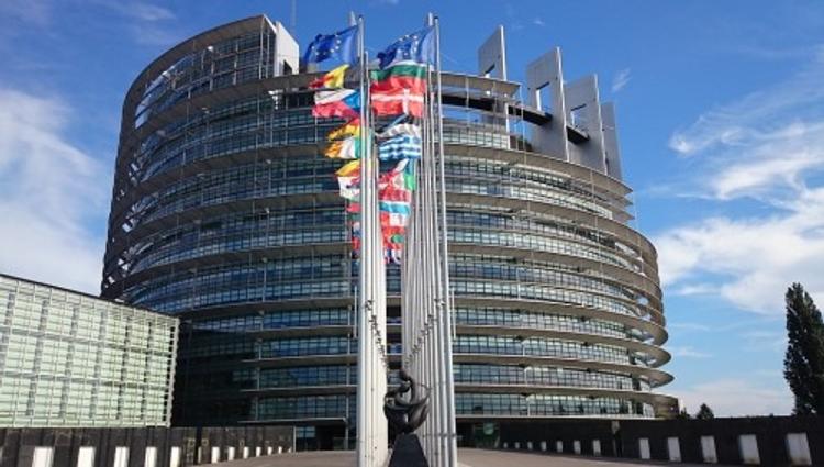 Глава Европарламента призвал к "европерестройке"