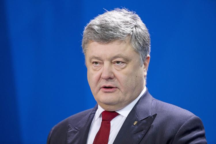 Порошенко заявил, что на Украине создано новое ракетное вооружение