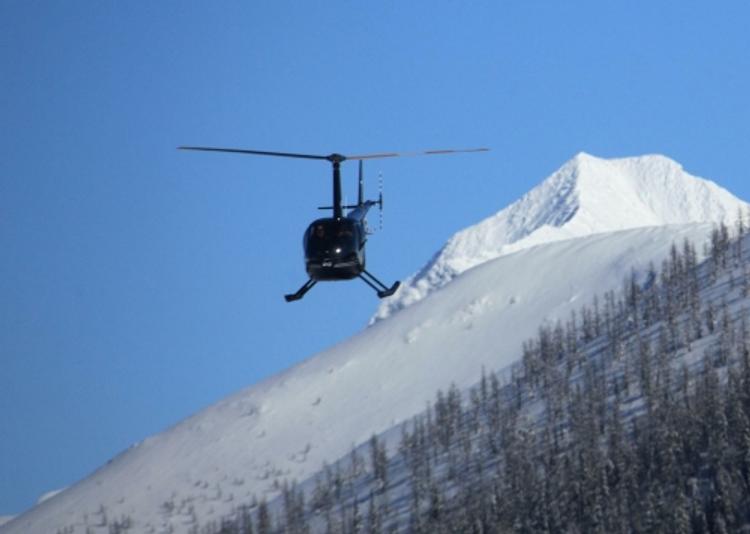 Очевидцы сообщают о крушении вертолета на Алтае