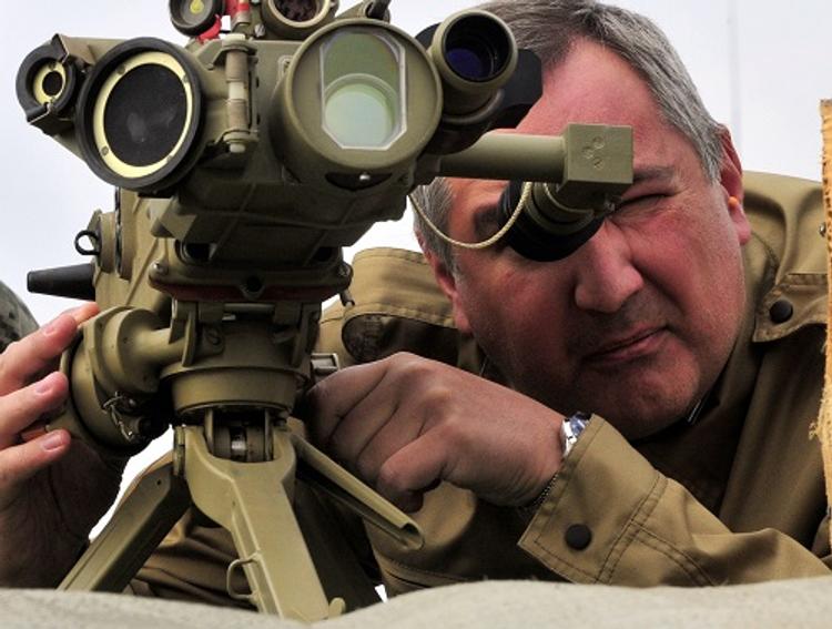 Рогозин пообещал “разорвать” оборону США новыми российскими ракетами
