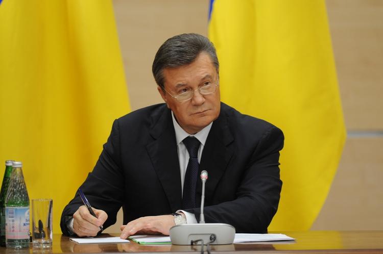 Янукович развелся с женой после 45 лет совместной жизни (ВИДЕО)