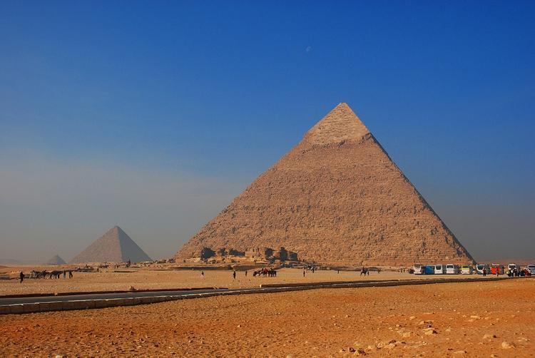Фото египетских пирамид из космоса опубликовал европейский астронавт (ФОТО)