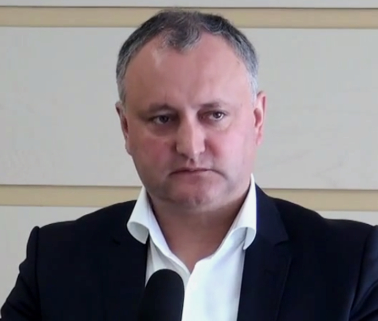 Додон считает вызовом заявление правительства Молдавии
