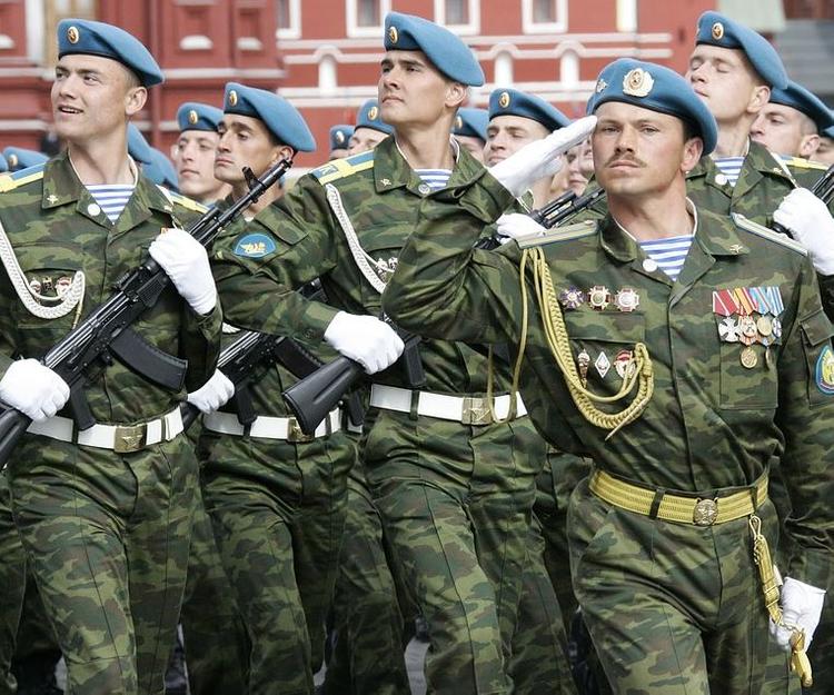 Латвия отказалась посетить "угрожающие" военные объекты в Пскове