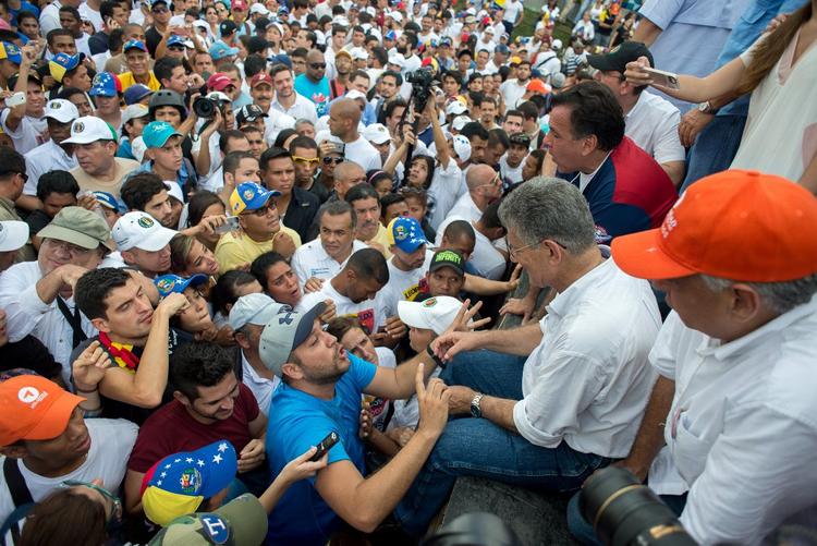 Гуманитарный кризис объявлен в Венесуэле