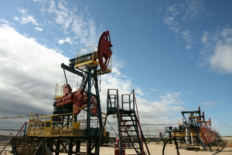 Американский Федрезерв «поднял» мировые цены на нефть