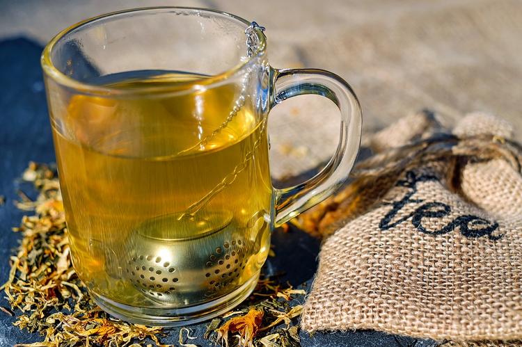 Всего одна чашка чая в день может спасти от старческого слабоумия