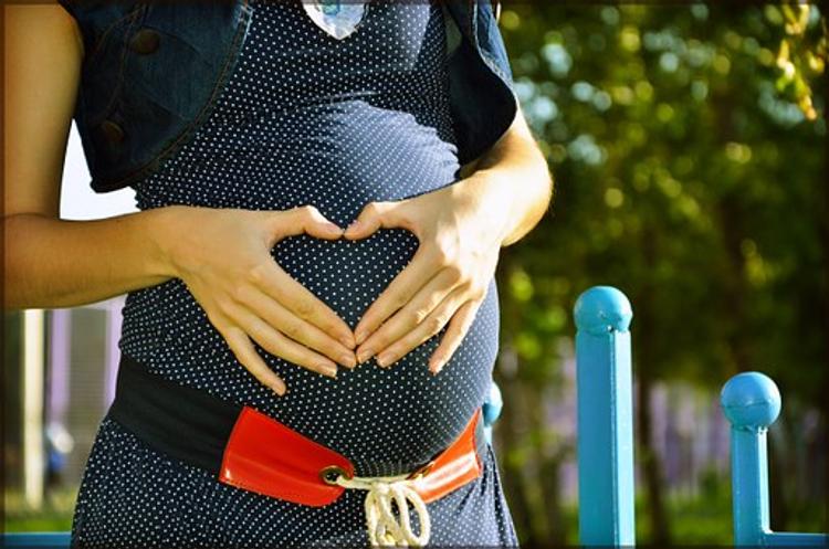 Беременность воспитанницы детдома заметили на 26-й неделе