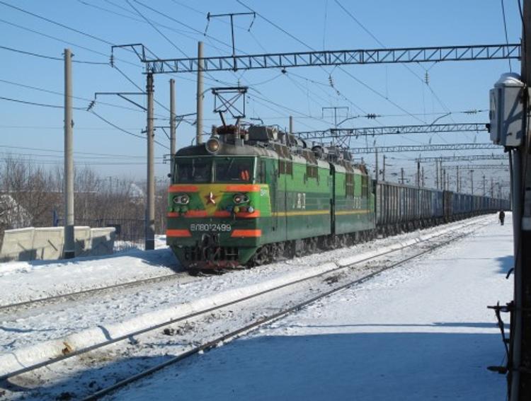 В Москве поезд сбил 14-летнюю девочку