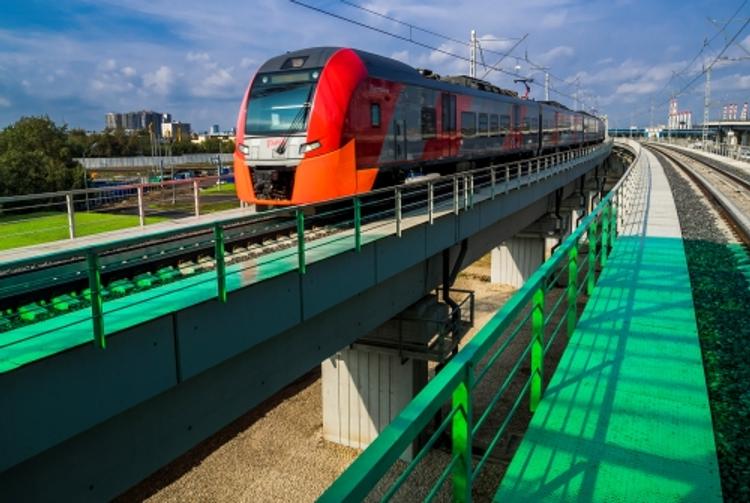 В Москве пассажир попал под поезд на станции МЦК