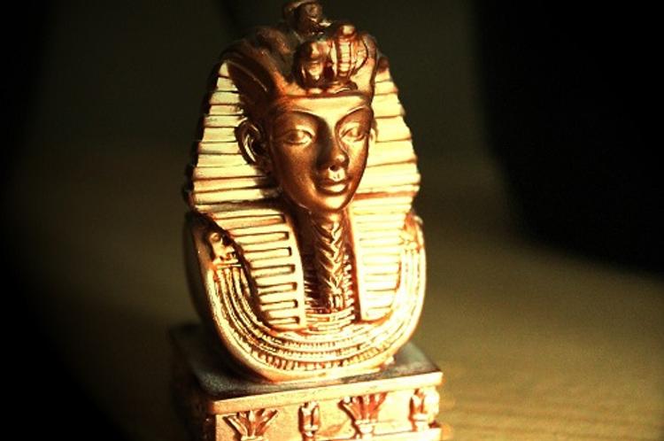 Найден уникальный артефакт, подтвердивший новую версию смерти Тутанхамона