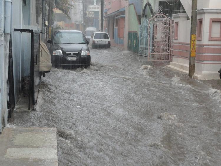 Наводнение в Колумбии унесло жизни 250 человек