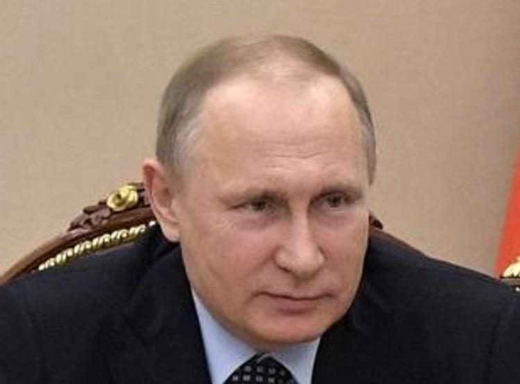 Путин высказался о "черном рынке" военных наград