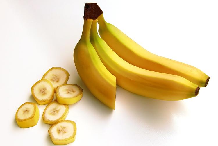 Врачи рассказали о вреде бананов