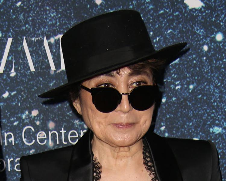 Вдова джона. Yoko Ono. Йоко оно сейчас. Йоко оно 2013. Йоко оно 2022.
