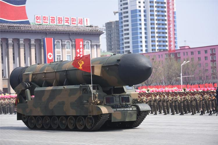 Трампу оперативно доложили о взорвавшейся северокорейской ракете