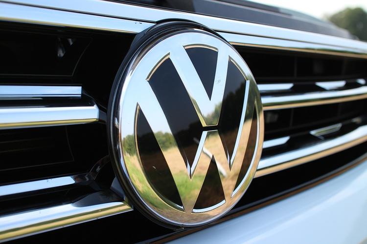 Volkswagen представит концепт электроприводного кроссовера